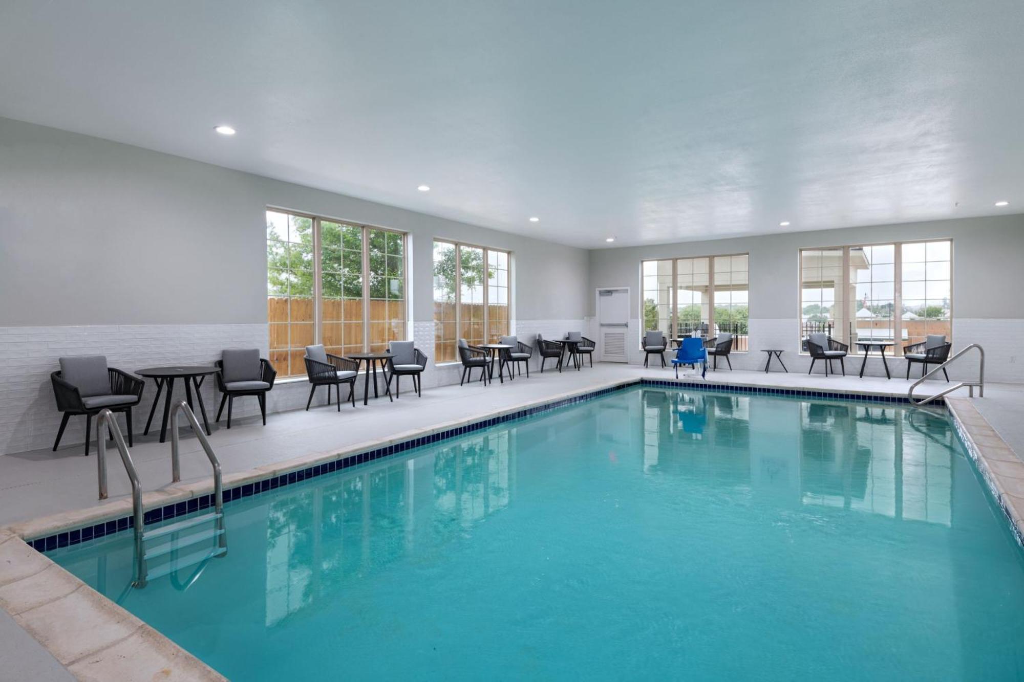 Towneplace By Marriott 2*